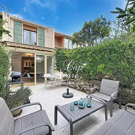 شقة Mazet T3 Duplex 4 Pers Avec Terrasse Avec Piscine A Pramousquier