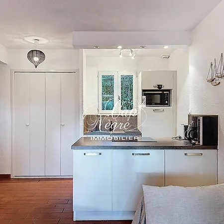 Mazet T3 Duplex 4 Pers Avec Terrasse Résidence Avec Piscine A Pramousquier Apartamento