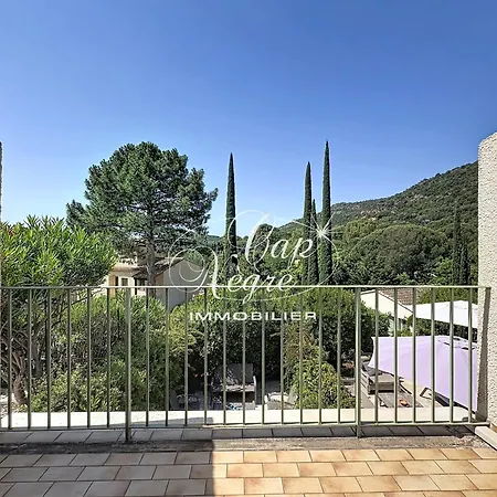 Mazet T3 Duplex 4 Pers Avec Terrasse Avec Piscine A Pramousquier *