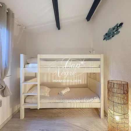 شقة Mazet T3 Duplex 4 Pers Avec Terrasse Avec Piscine A Pramousquier لو لا فاندو