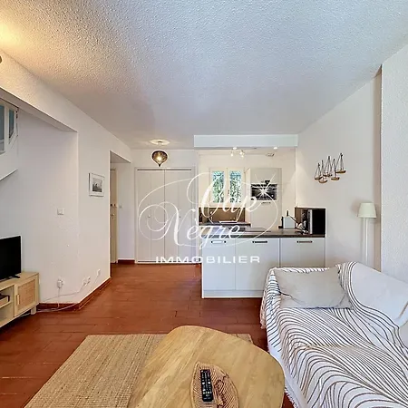 شقة Mazet T3 Duplex 4 Pers Avec Terrasse Avec Piscine A Pramousquier *